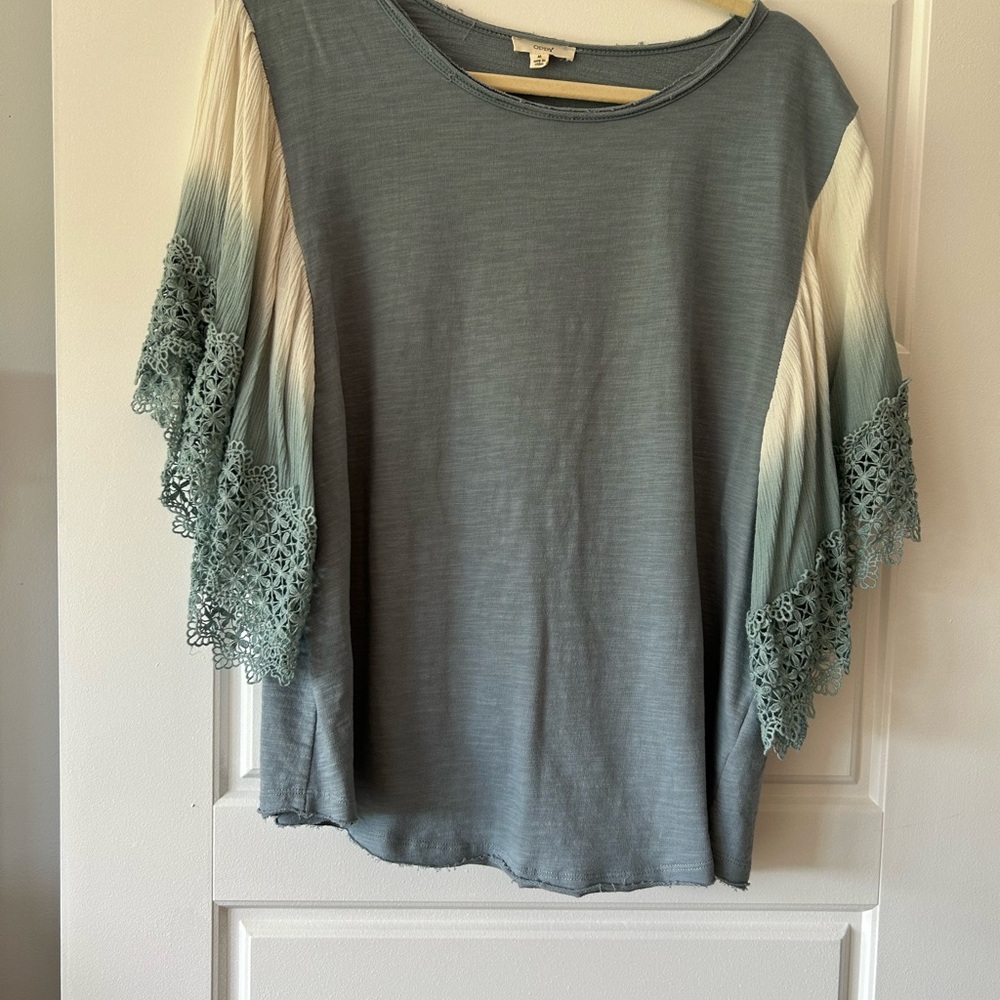 EUC LADIES BOUTIQUE TOP